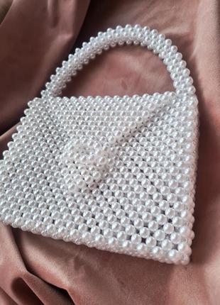 Стильна сумочка з перлин білого кольору3 фото