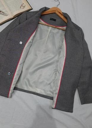 Базовый  укороченный пиджак от benetton5 фото