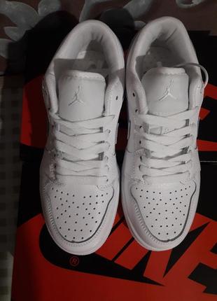 Шикарні Air Jordan 1 Mid Dod Dia De Los Muertos Gs Dc0500-100 low оригінал