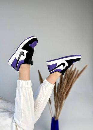 Женские кроссовки nike air jordan 1 retro white/black/purple