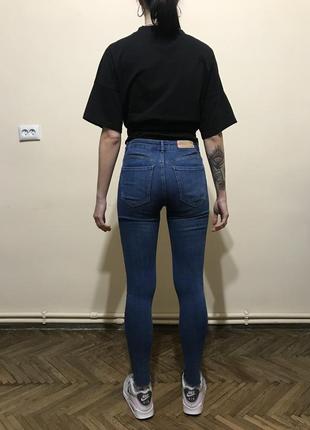 Джинси скіні з середньою посадкою pull and bear slim fit high west 38р джинсы узкачи2 фото