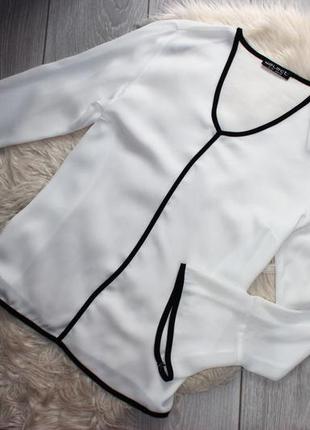 Блуза белая с черными кантами и воланом длинного рукава, турция, 14/42 (3317)5 фото