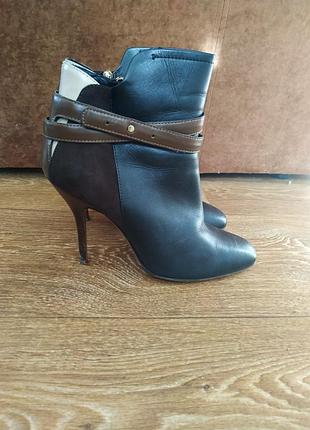 Bally. женские туфли. ботильоны.натуральная кожа и замша. 38 размер.