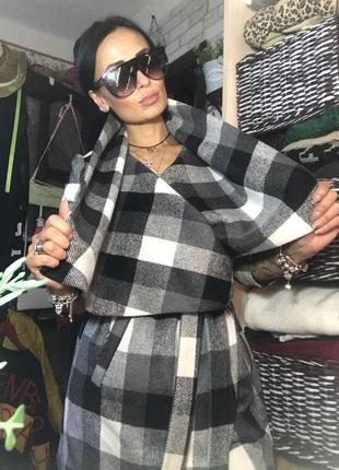 Стильне пальто