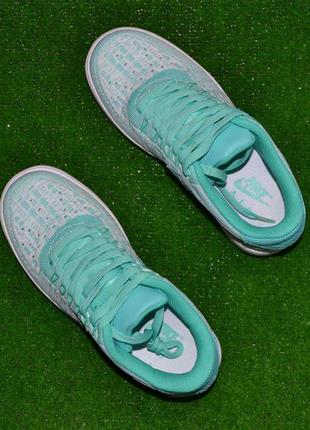 Кроссовки nike wmns air force 1 flyknit low "hyper turquoise"3 фото