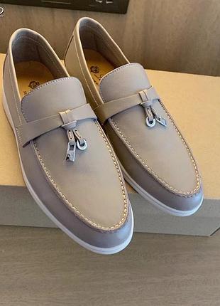 Женские мокасины