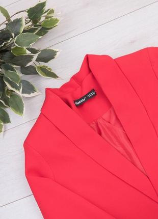Стильный красный удлиненный пиджак жакет модный красивый4 фото