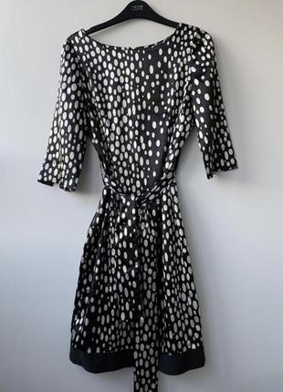 Платье zara в горошек сатиновое миди черно-белое универсальное вечернее жемчуг6 фото