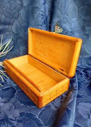Шкатулка ссср резьба по дереву артель победа вятка художественная роспись советская винтаж