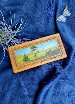 Шкатулка ссср резьба по дереву артель победа вятка художественная роспись советская винтаж