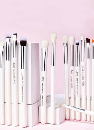 Кисті для макіяжу очей