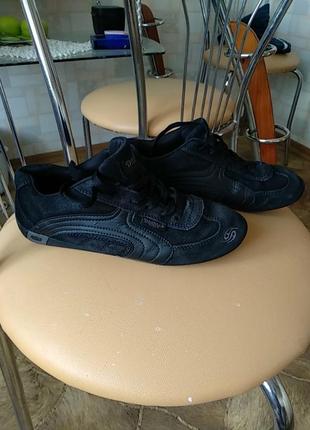 Кроссовки фирмы dockers bu gerli.оригинал.р-36.