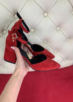 Замшевые красные туфли на ремешке и удобном каблуке,любой цвет!5 фото