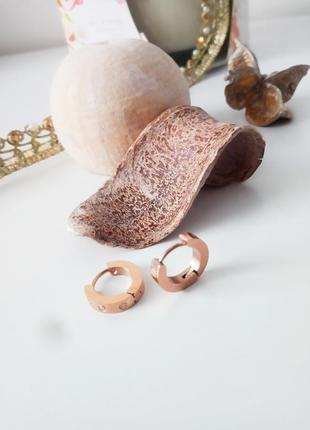 Серьги бижутерия