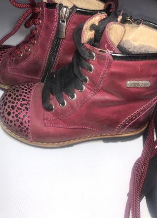 Зимние ортопедические кожаные ботинки, на овчине с двумя видами шнурков.3 фото