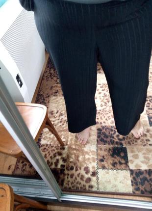 Чорні штани