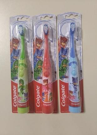 Детская зубная щетка на батарейках colgate kids extra soft bristles8 фото