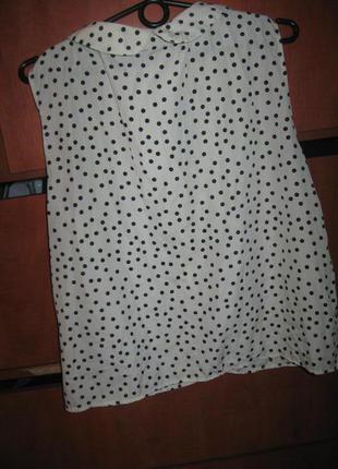 Блуза в горошок молочна