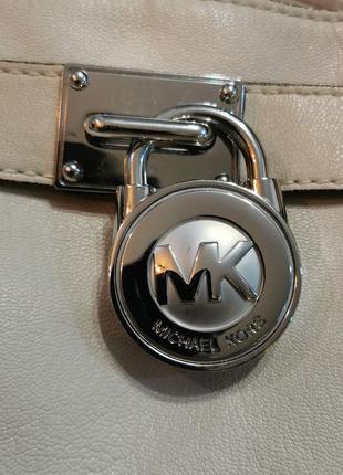 Продам оригинальную сумку michael kors4 фото