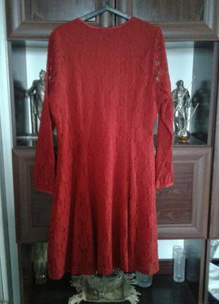 Платье стреч-гипюр красное большого размера essence батал2 фото