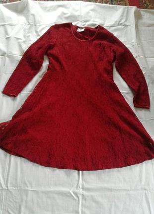Платье стреч-гипюр красное большого размера essence батал3 фото
