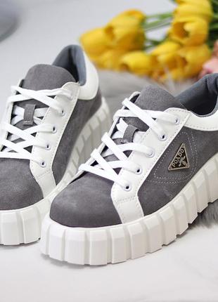 Кеди на товстій підошві