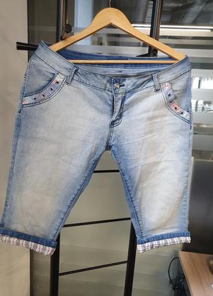 Супер джинсові бриджі . короткі брюки / шорти стрейч. для активних і стильних леді.1 фото