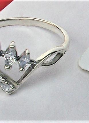 Кольцо перстень серебро 925 проба 2,00 грамма 18 размер