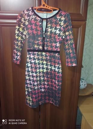Платье 44 размера