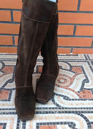 Суперове замшеві чобітки. 39/ устілка 25.5 brend helioform