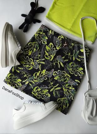🅢🅐🅛🅔 💚 коротка чорна спідниця в неоновий принт, новая мини юбка с тропическим принтом atmosphere