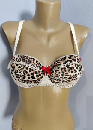 Бюстгальтер с леопардовым принтом размера 75b