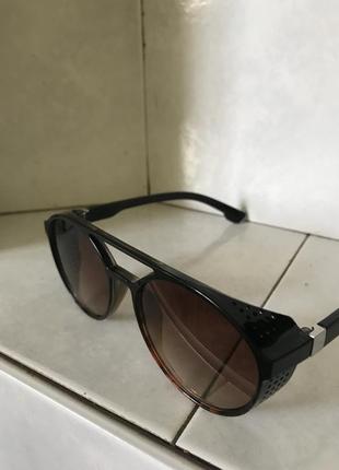 Очки бренда new man