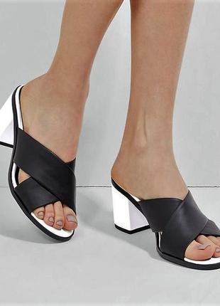 Контрастні сабо-мюли шльопанці👡 босоніжки на блочному підборах устілка 23