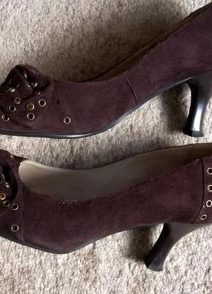 Очень удобные натуральная замша на стопу 26 см