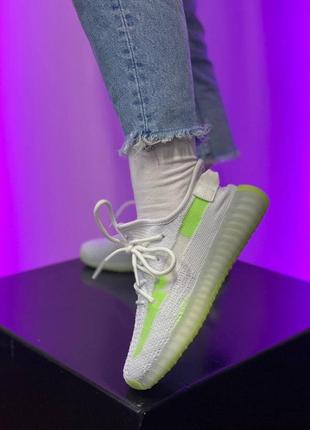 Adidas yeezy boost 350 v2 white green, женские кроссовки адидас изи 350 белые, літні кросівки ізі 3502 фото