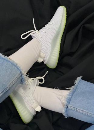 Adidas yeezy boost 350 v2 white green, женские кроссовки адидас изи 350 белые, літні кросівки ізі 3503 фото