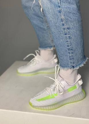 Adidas yeezy boost 350 v2 white green, женские кроссовки адидас изи 350 белые, літні кросівки ізі 3505 фото
