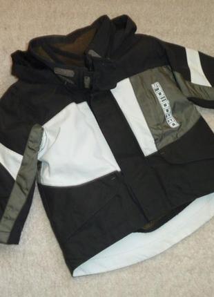 Куртка деми и куртка ветровка, 2-в 1 на 6-9 мес, большемерит