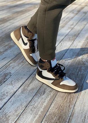 Женские кроссовки nike air jordan 1 brown white  36-37-38-39-418 фото