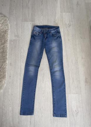 Женские джинсы 26 размер