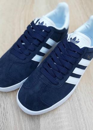 Женские кроссовки adidas gazelle синие с белым4 фото