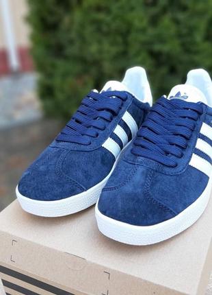 Жіночі кросівки adidas gazelle сині з білим10 фото