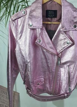 Куртка bershka косуха розовый металлик/bershka металлик. куртка косуха9 фото