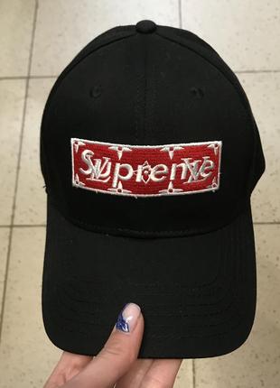 Кепка бейсболка supreme