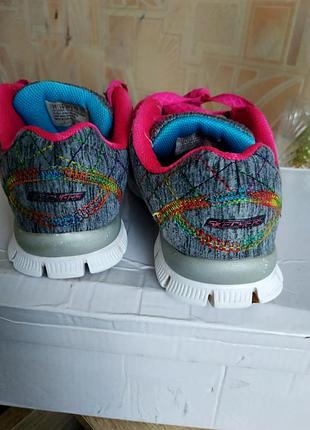 Skechers 5