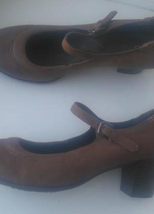 Бомбезные неубиваемые кожаные брендовые туфли marc р.51 фото