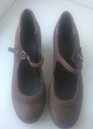 Бомбезные неубиваемые кожаные брендовые туфли marc р.52 фото