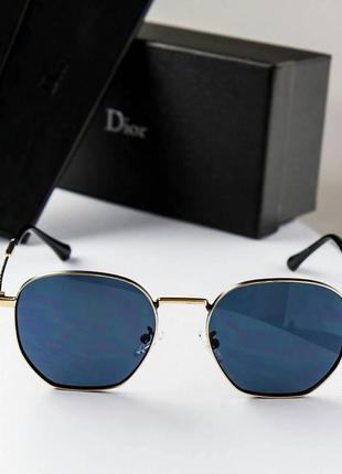 Стильные брендовые солнцезащитные очки 20211 фото