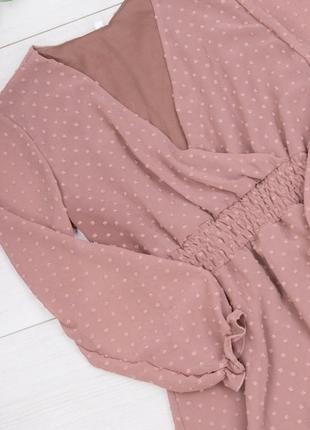 Стильное бежевое розовое пудра короткое платье на резинке горох сетка легкое4 фото